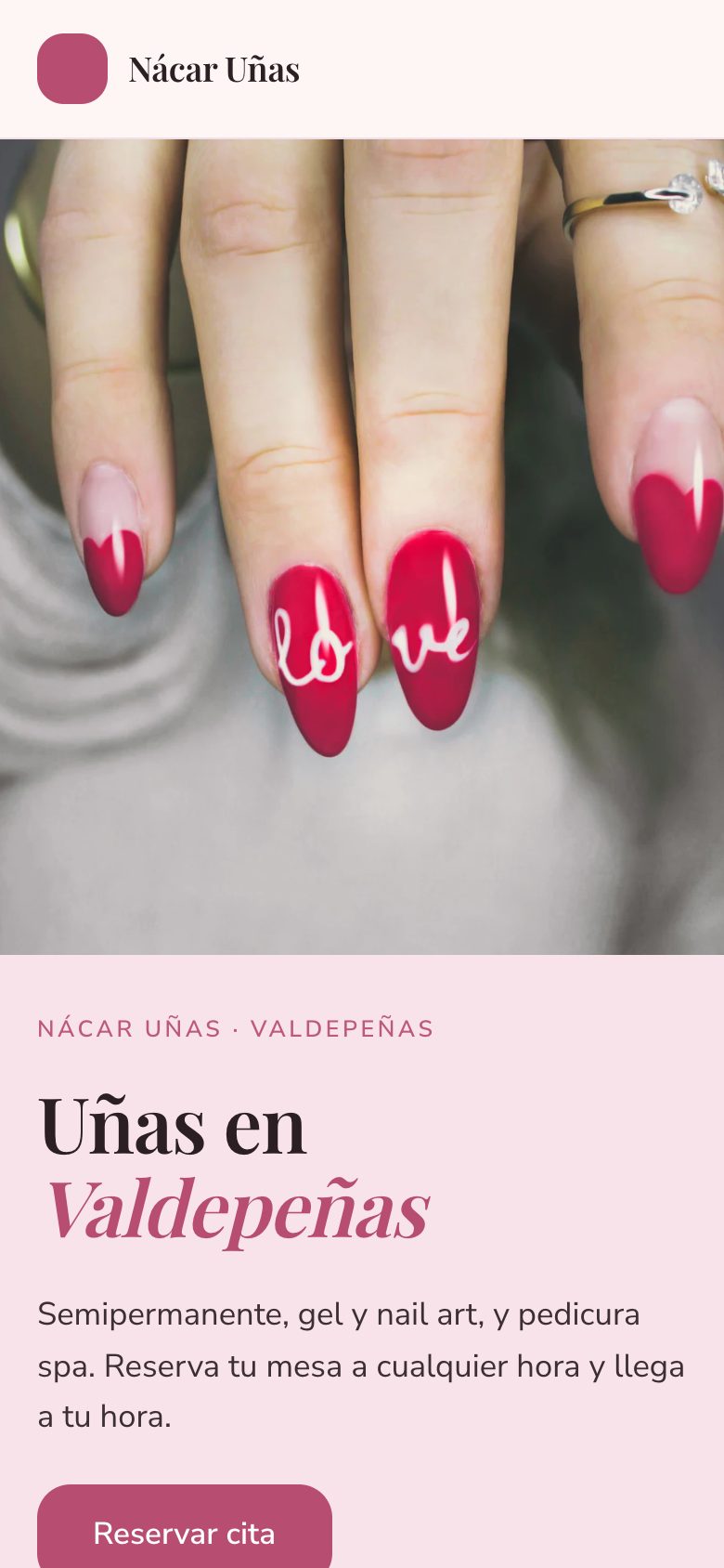Página web con reservas online de salón de uñas en el móvil: Nácar Uñas, un centro de ejemplo