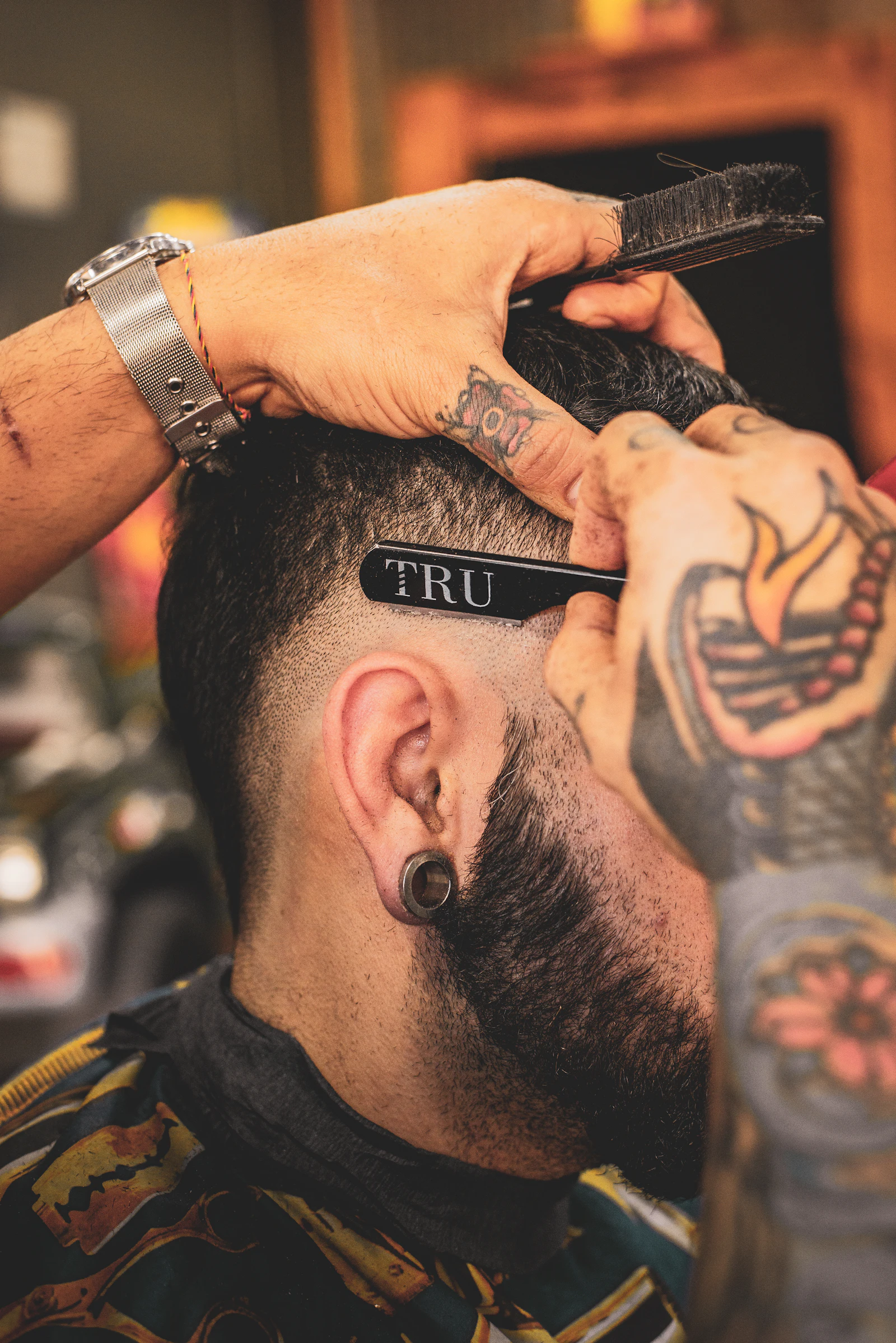 Barba y afeitado en Barbería Tres Navajas