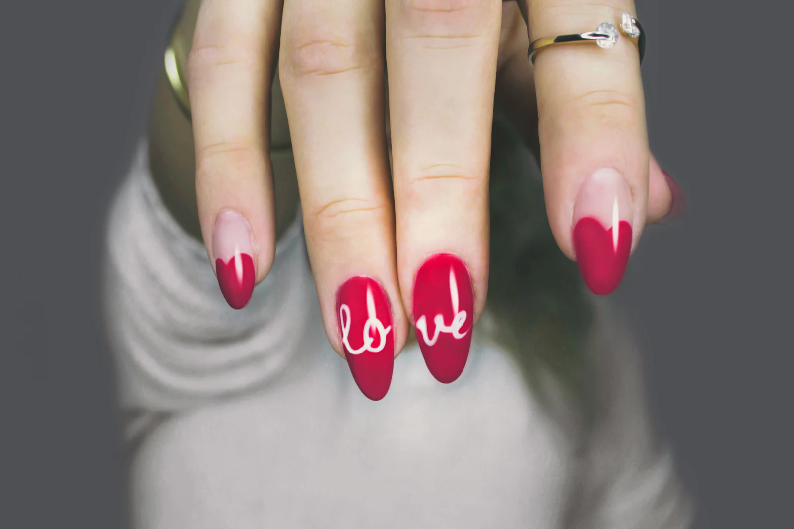 Uñas y pestañas en Lúa Estética